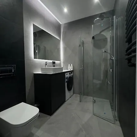 Bnp L Business And Pleasure Polanka Niemena *