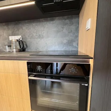 Bnp L Business And Pleasure Polanka Niemena *