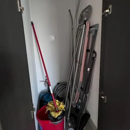 Bnp L Business And Pleasure Polanka Niemena Poznan